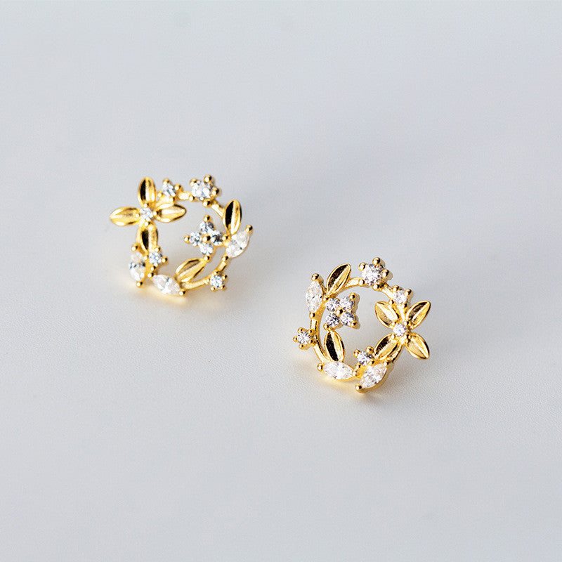 Elegant Four-Flower Earrings