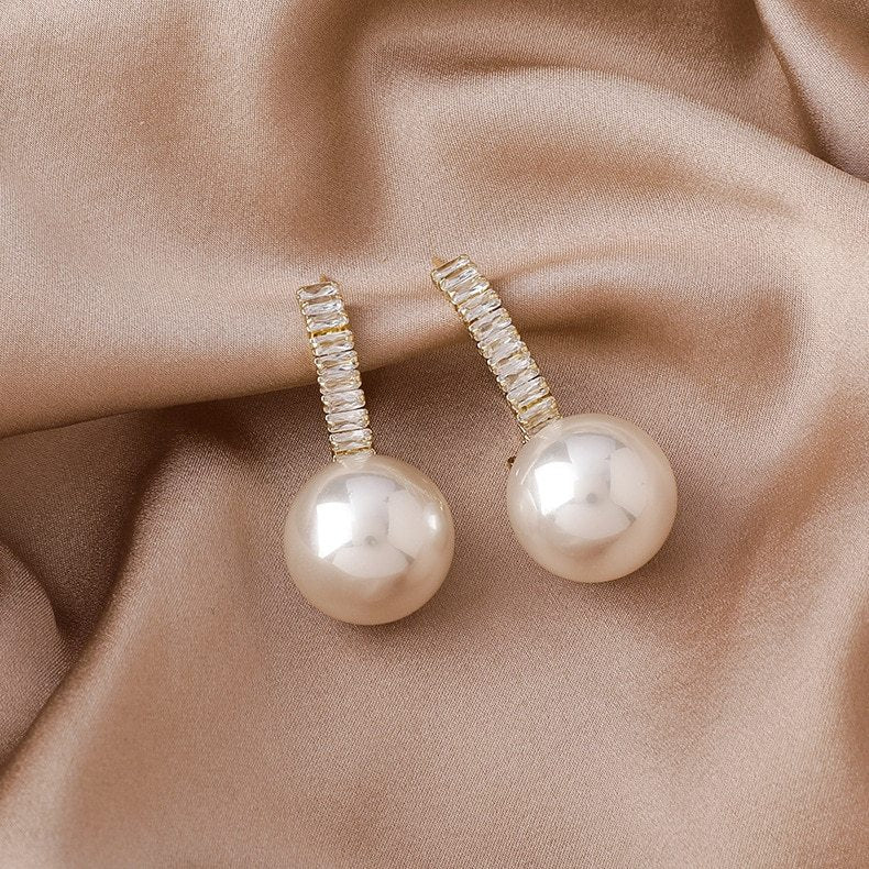 Vintage Metal Pearl Earrings