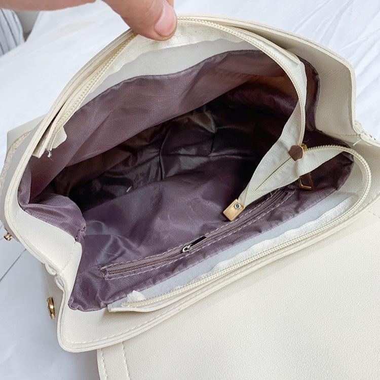 Fashionable Straw Woven Backpack