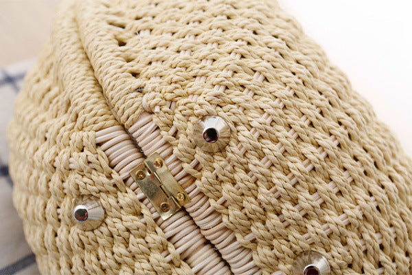 Spherical Seashell Rattan Handbag