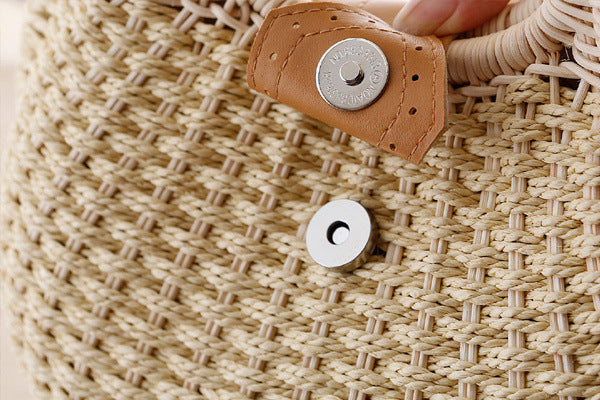 Spherical Seashell Rattan Handbag