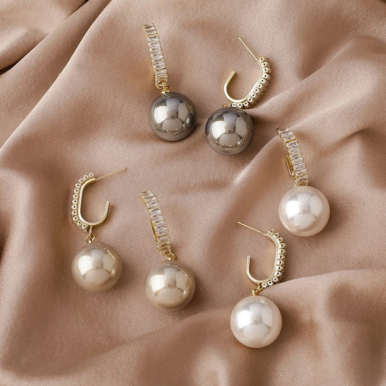 Vintage Metal Pearl Earrings
