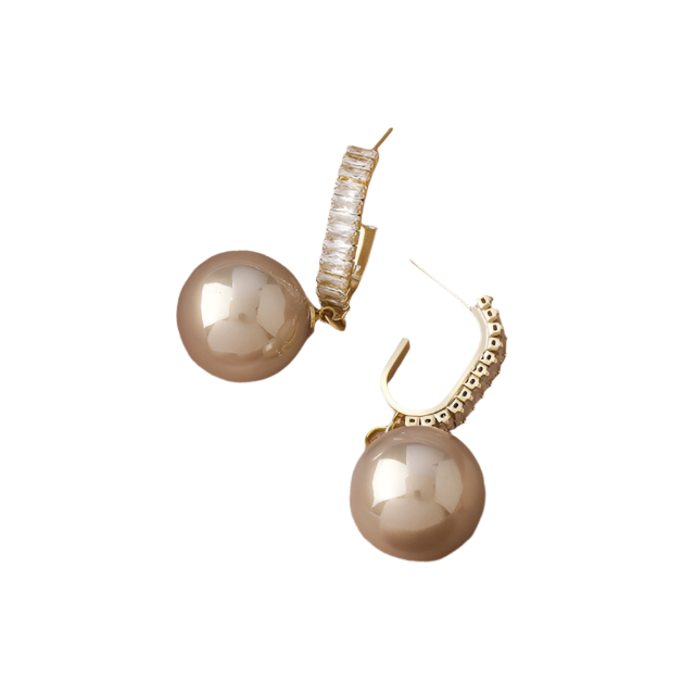 Vintage Metal Pearl Earrings