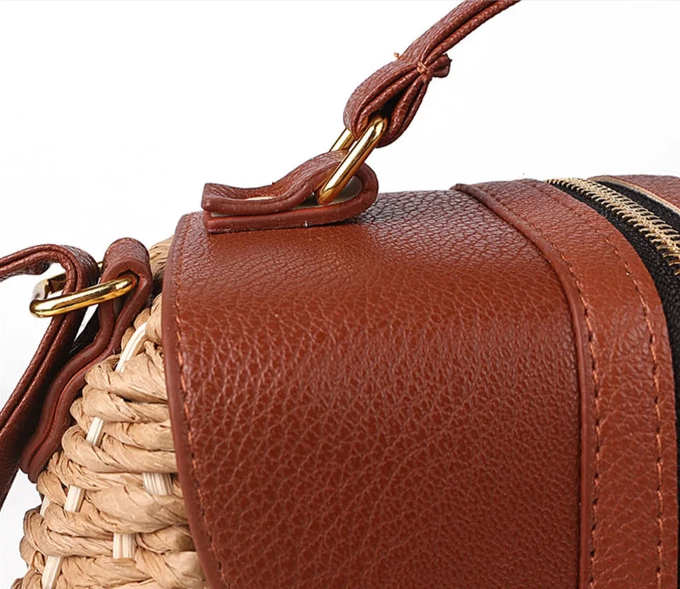 Fashionable Women's Western-Style Handbag